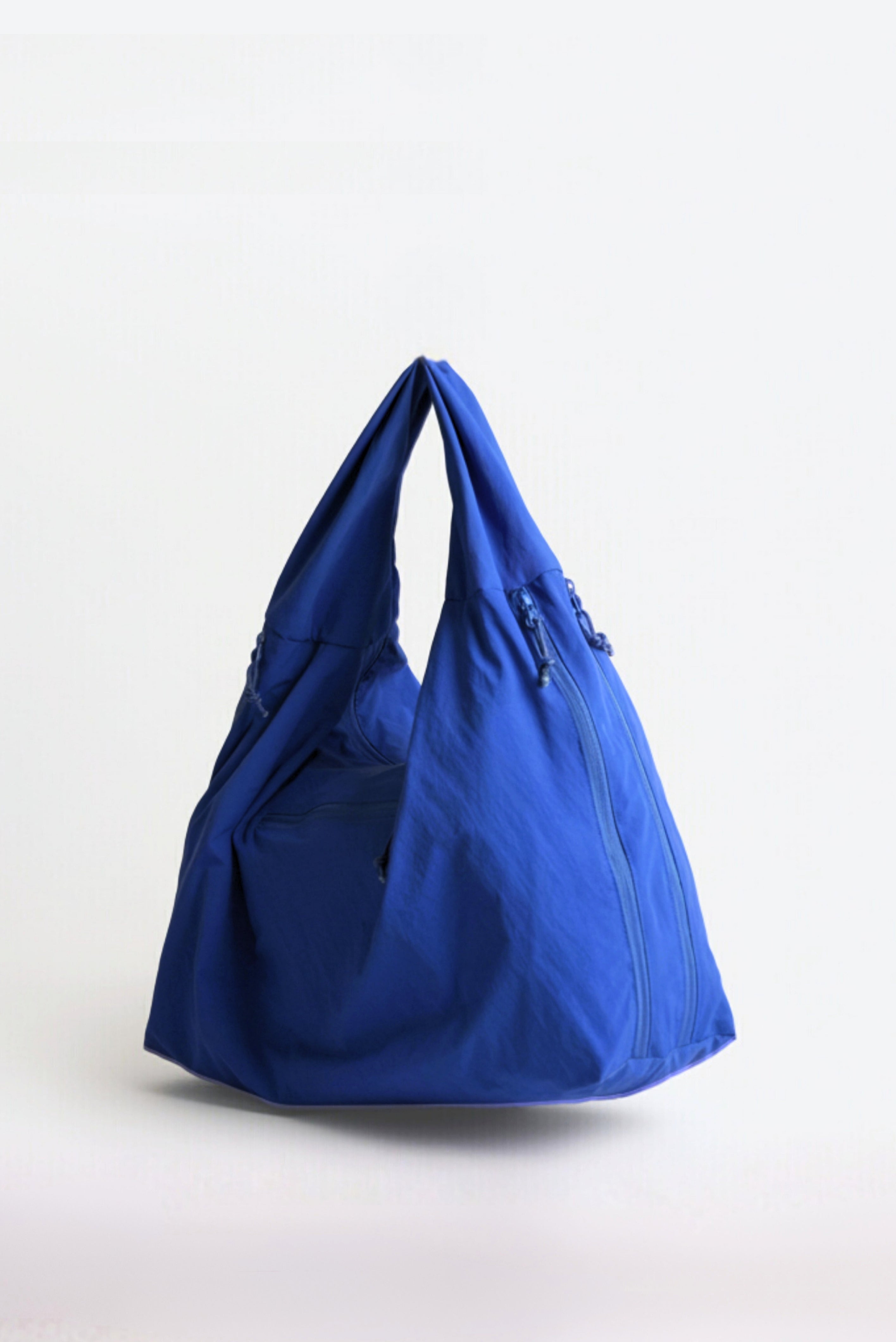 THE CINCO MULTI-POCKET TOTE BAG (BLUE)