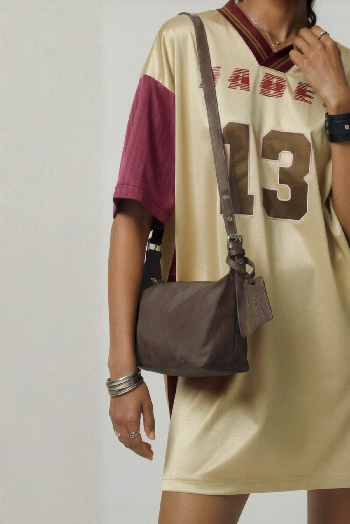 THE DEMI CROSSBODY BAG (BROWN)