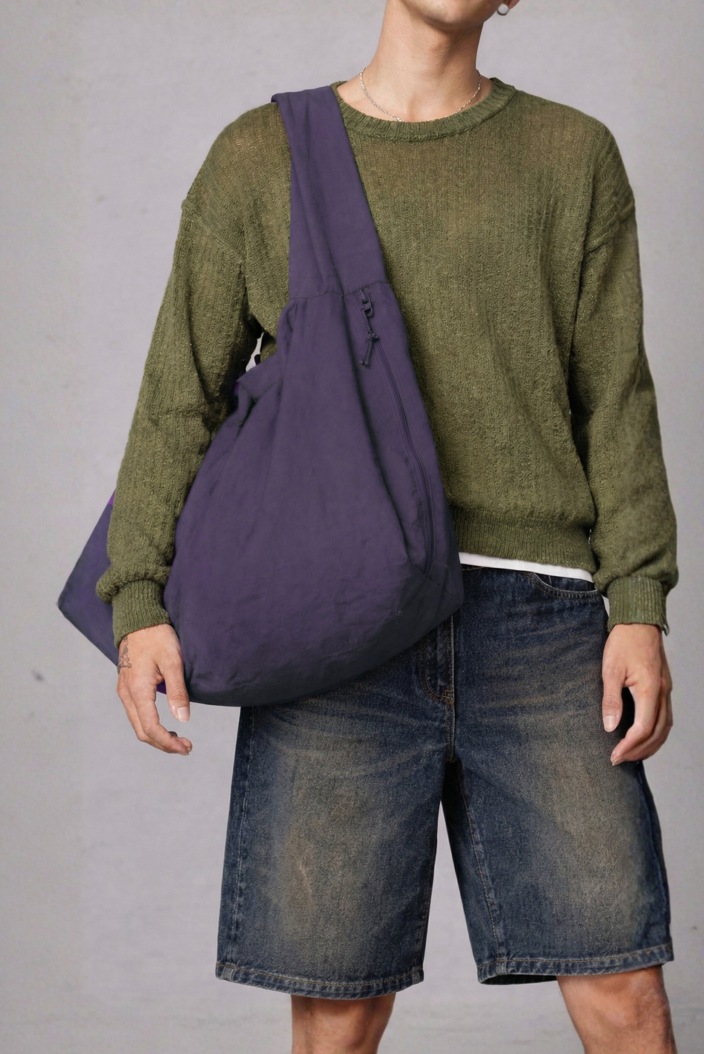 THE CINCO MULTI-POCKET TOTE BAG (PLUM)