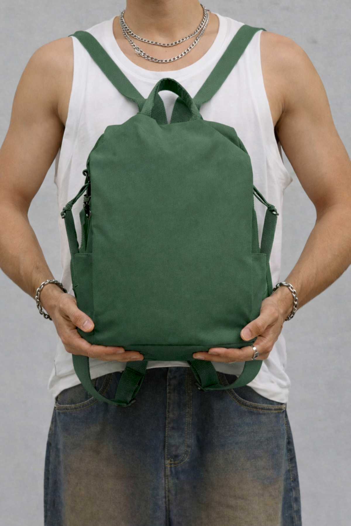 THE REVELLER BACKPACK (GREEN)