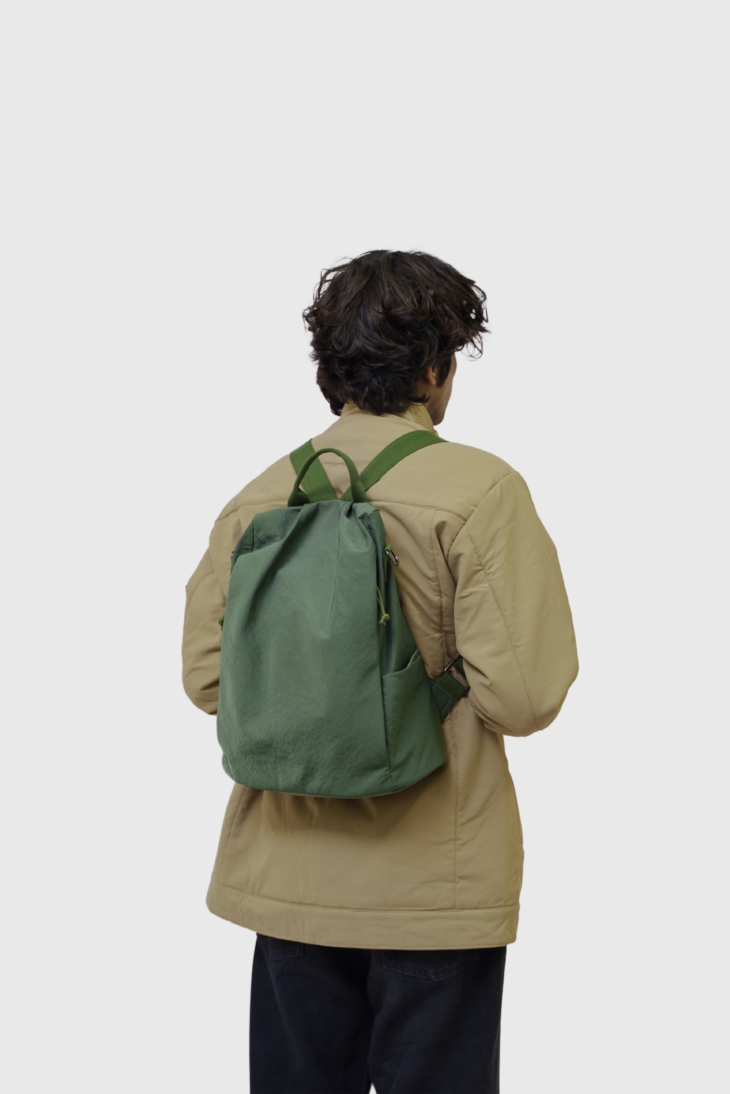 THE REVELLER - GREEN