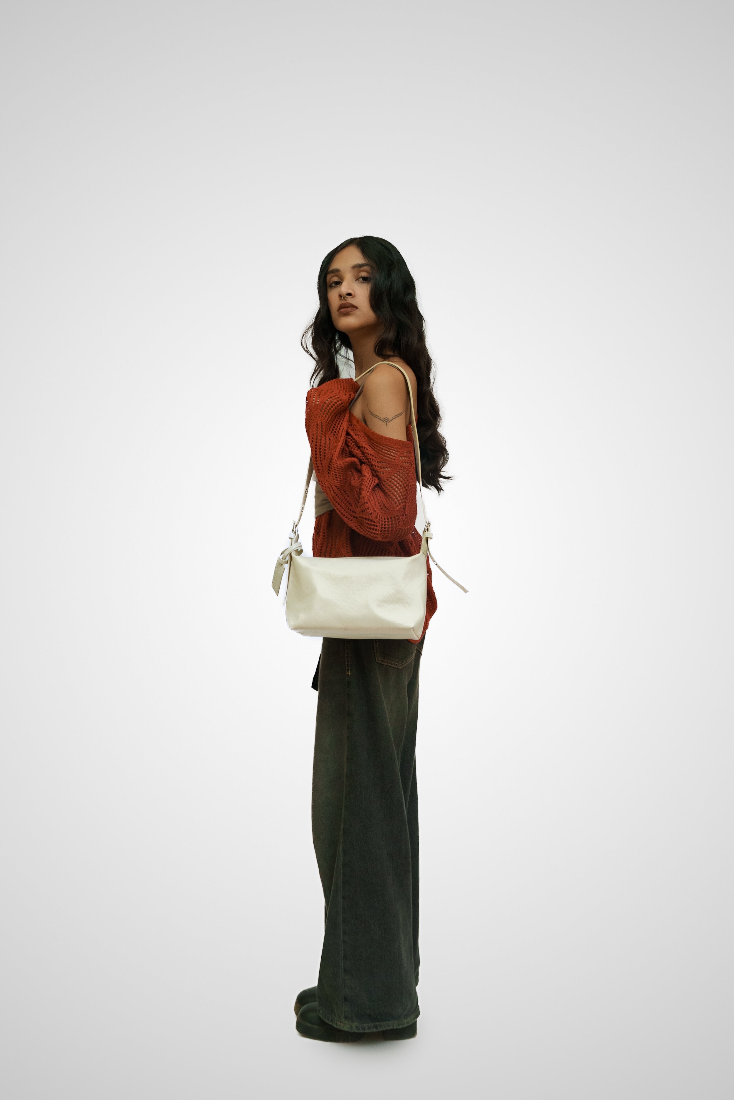 THE DEMI CROSSBODY BAG (MILK)