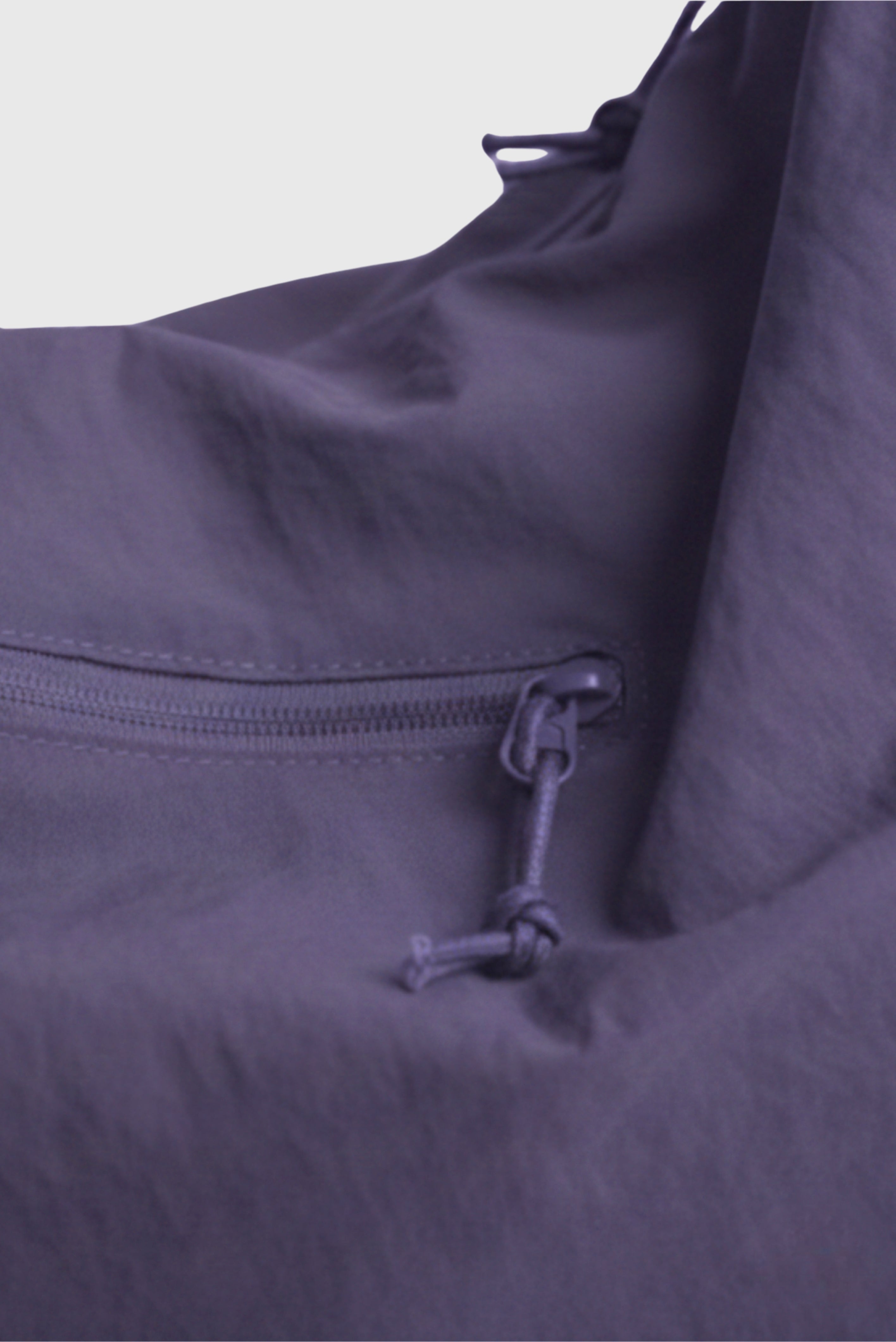 THE CINCO MULTI-POCKET TOTE BAG (PLUM)