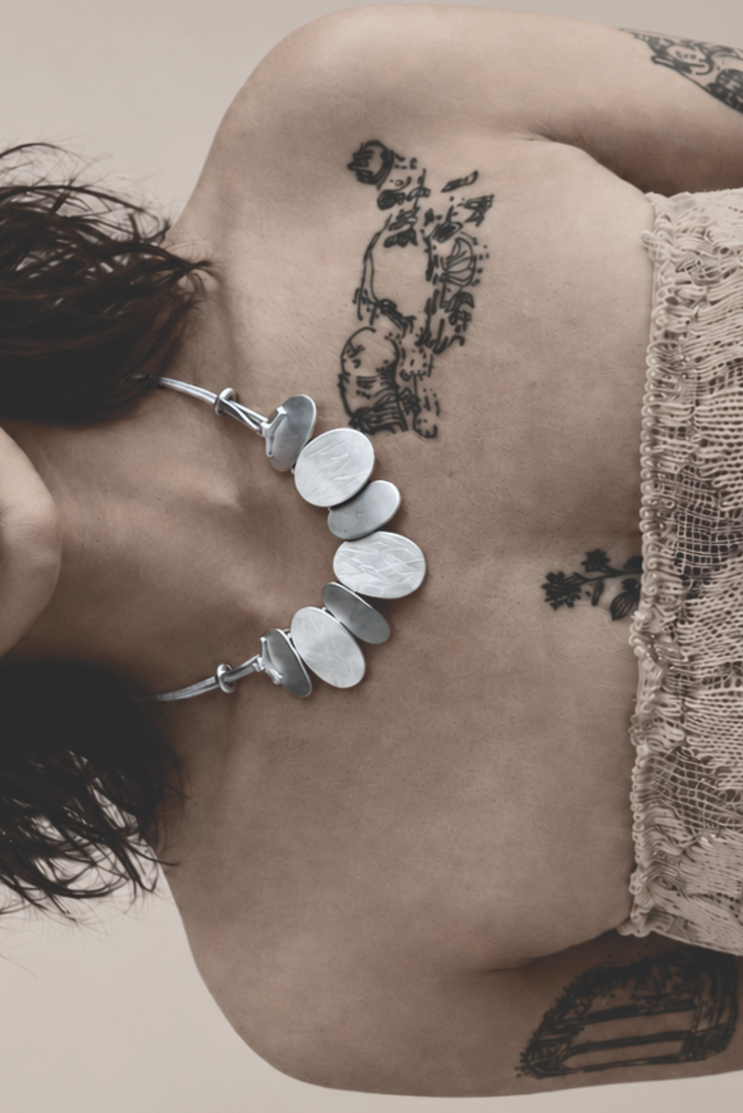 COLLAR NECKLACE